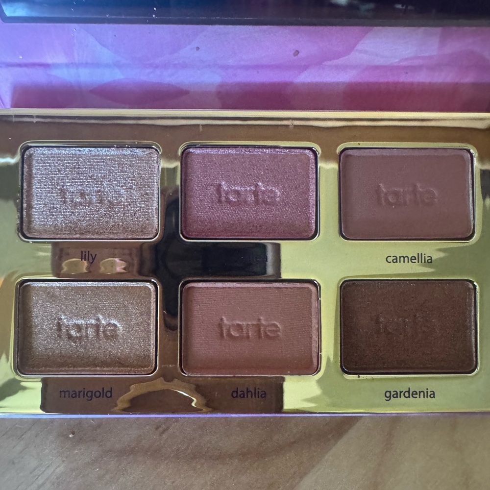 Tarte Eyeshadow Palette - Gold and Brown Shades